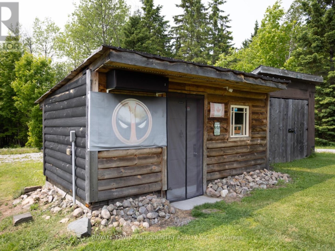 1042 TWEED DRIVE, 
