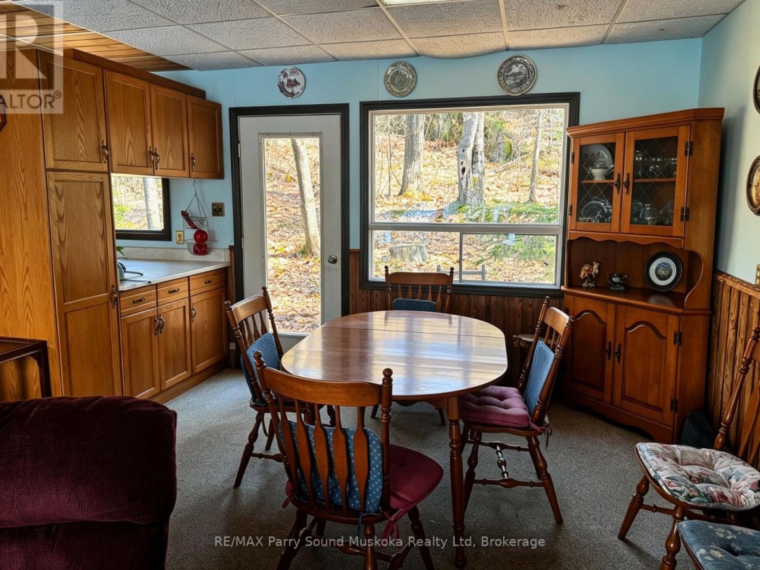 55 HEALEY LAKE WATER, Healey Lake