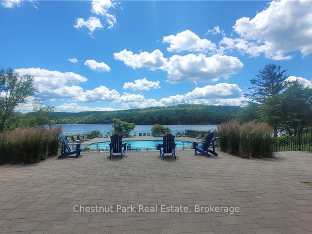 330 - 25 PEN LAKE POINT ROAD, 