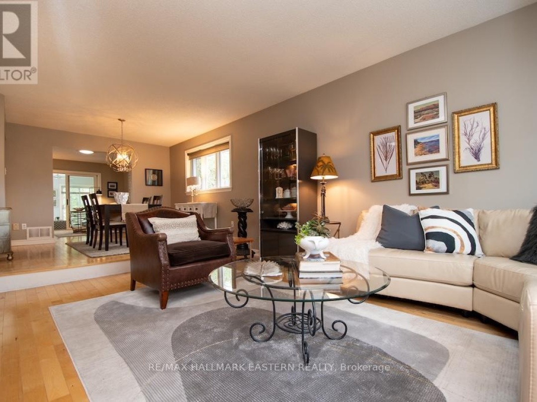 38 PATRICIA PLACE, Kawartha Lakes (Bobcaygeon)