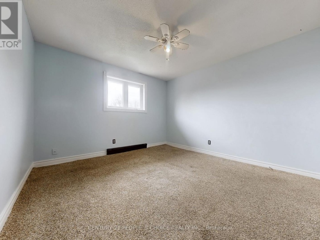 156 MAIN STREET W, 