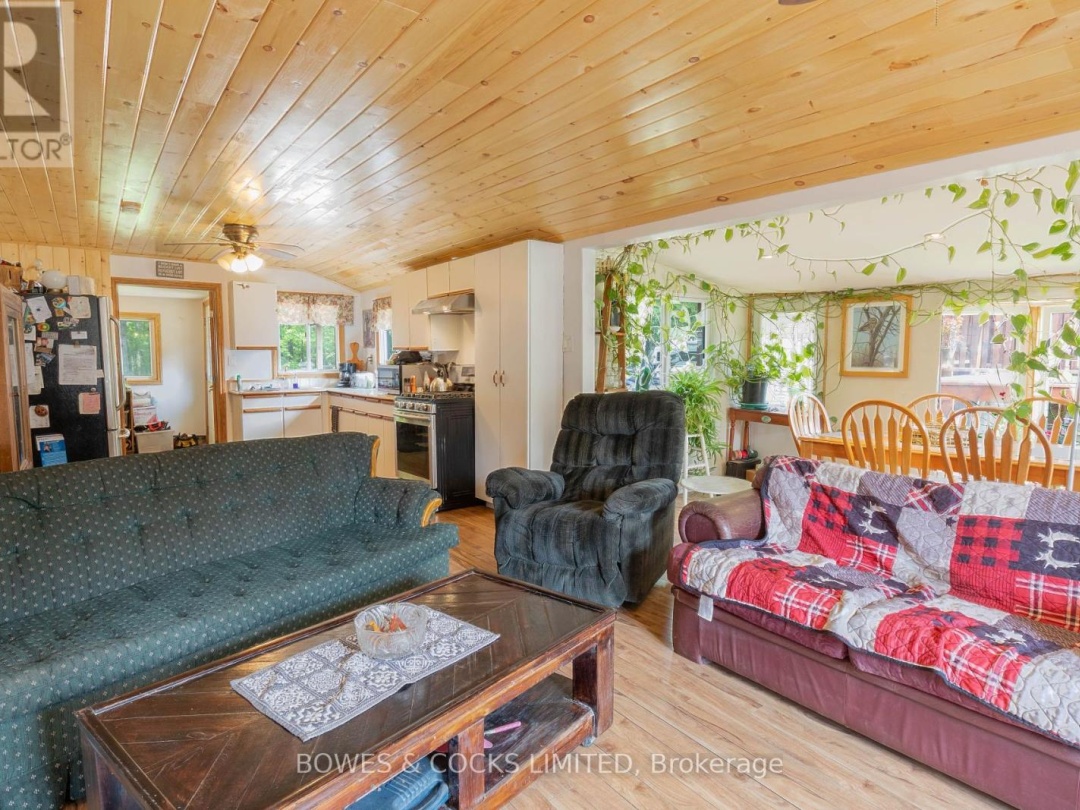 2070 FORTESQUE LAKE ROAD, Highlands East (Glamorgan)