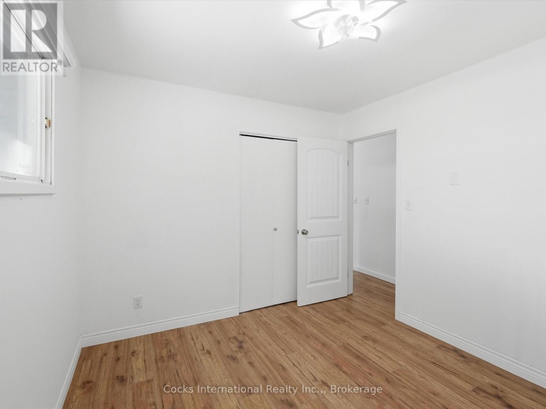 36 SUSAN STREET W, Huntsville (Chaffey)