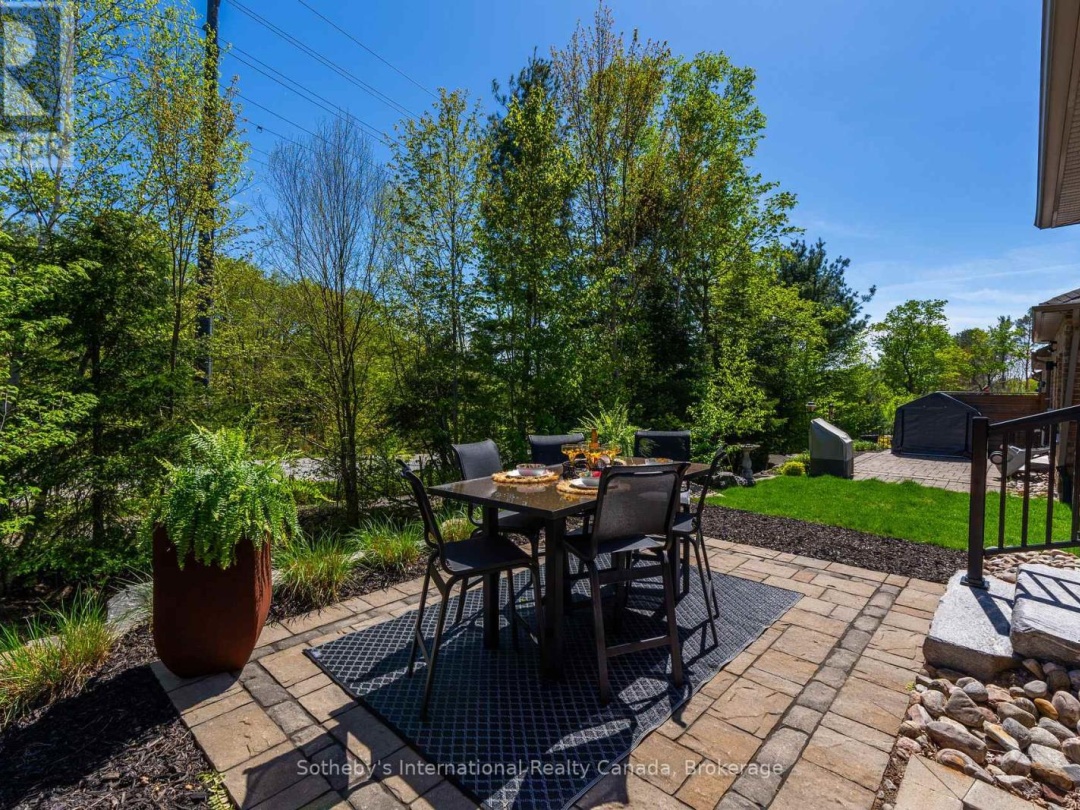 30 SERENITY PLACE CRESCENT, 