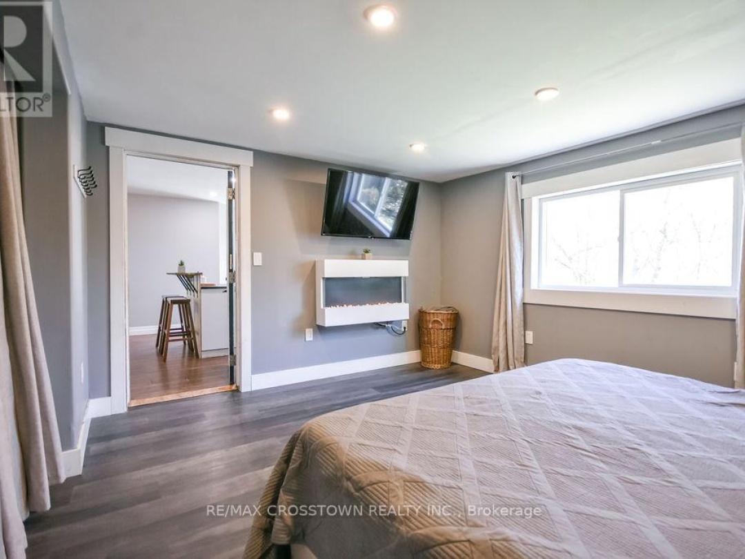 461 BARNES AVENUE, Tay (Port McNicoll)