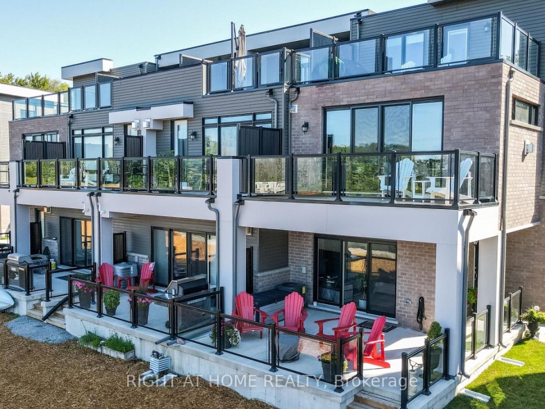 100 MARINA VILLAGE DRIVE, Georgian Bay