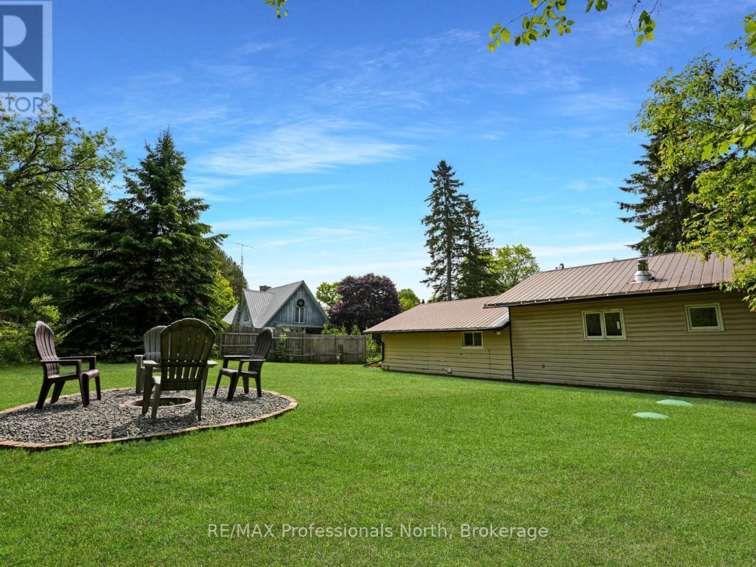 2473 North Shore Road, Algonquin Highlands (Stanhope)