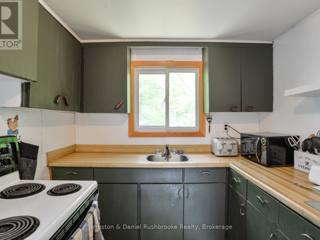 1287 SHERWOOD FOREST ROAD, Lake Muskoka