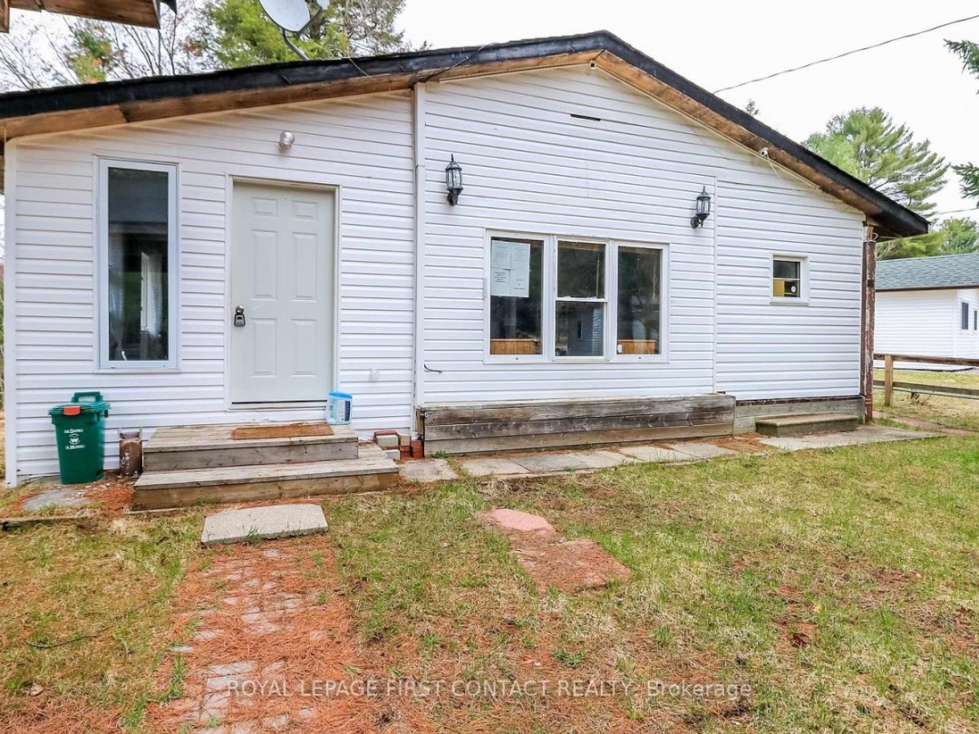1088 COLONY ROAD, South Branch Muskoka River