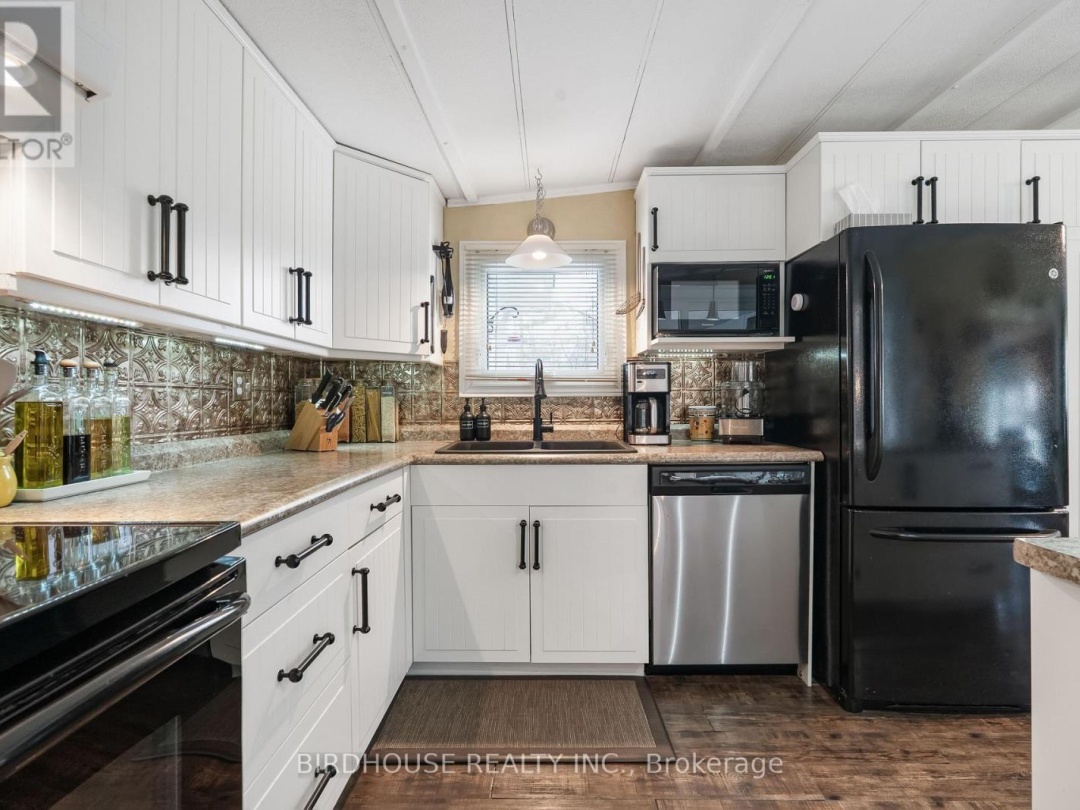 68 GLENWAY DRIVE, Kawartha Lakes (Verulam)