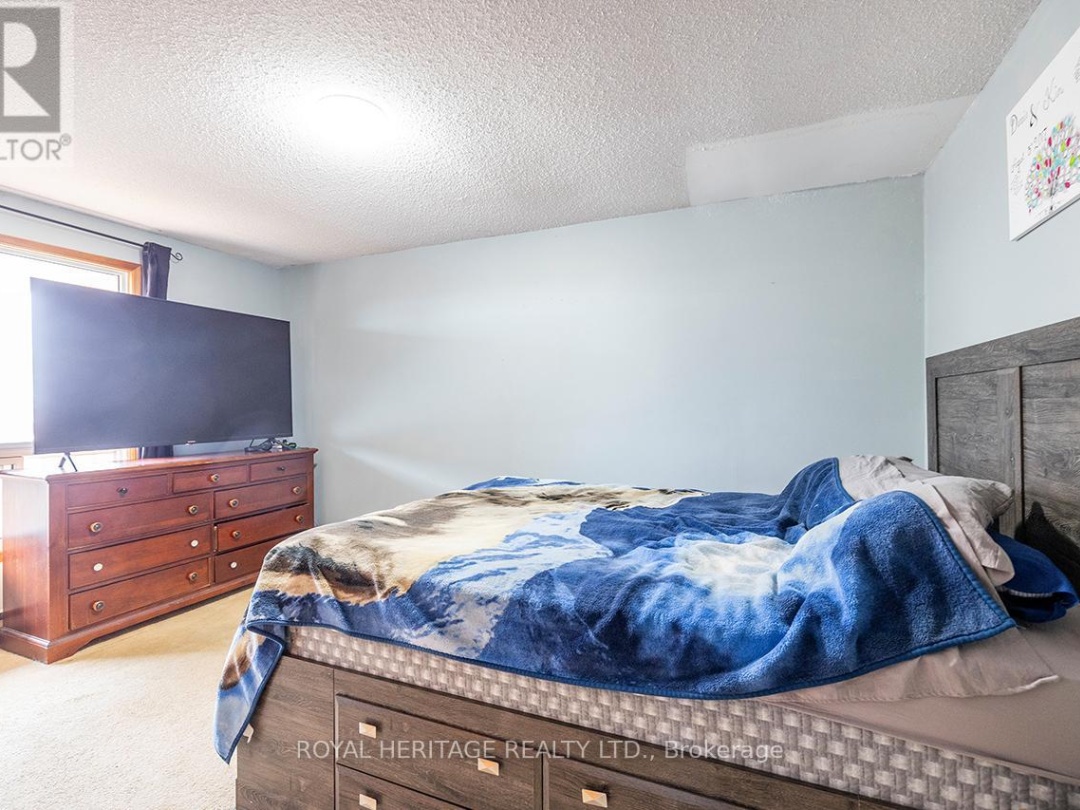 940 PORTAGE ROAD, Balsam Lake