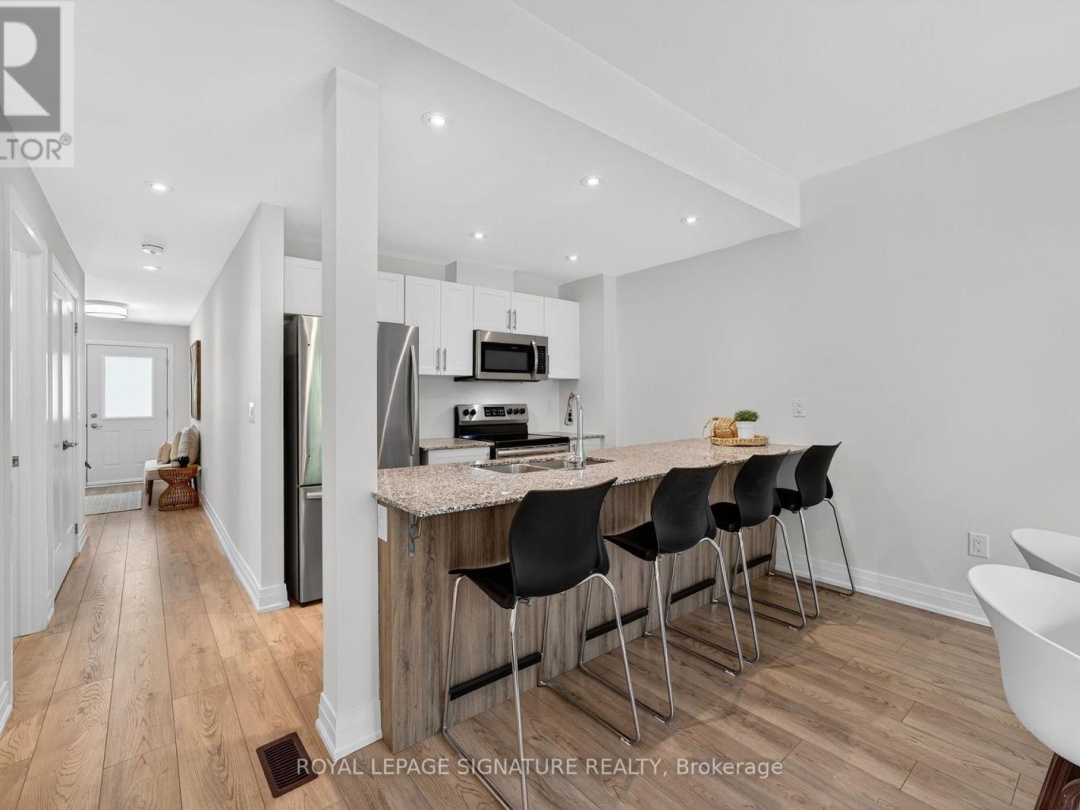 7 - 393 MANITOBA STREET, 