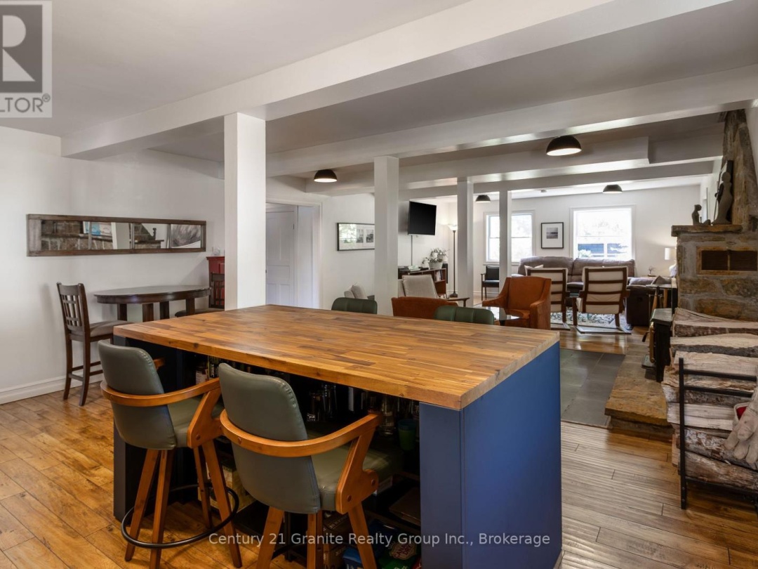 2029 LITTLE HAWK LAKE ROAD, Little Hawk Lake