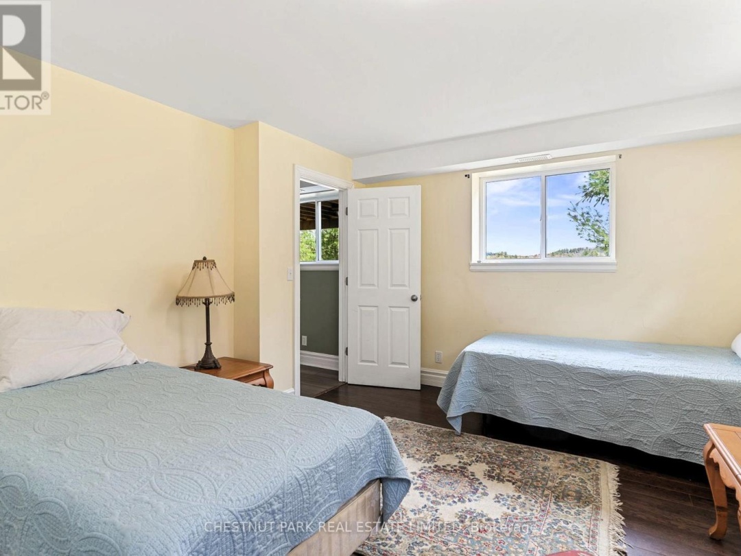 1068 RATTLESNAKE ROAD, Redstone Lake