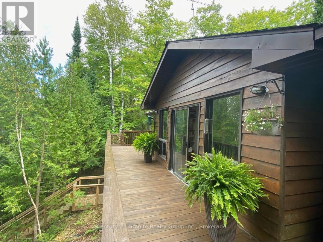 1119 WAMPUM ROAD, Miskwabi Lake