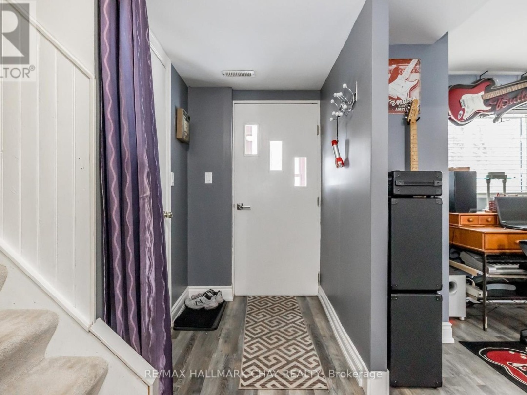 3194 SHOREVIEW DRIVE, 