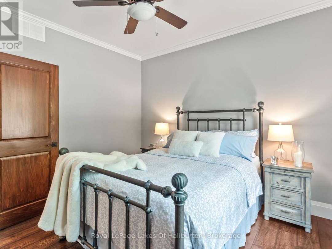1143 TRILLIUM TRAIL, Loon Lake