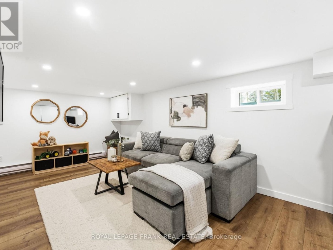 12 SHELLEY DRIVE, Kawartha Lakes (Mariposa)