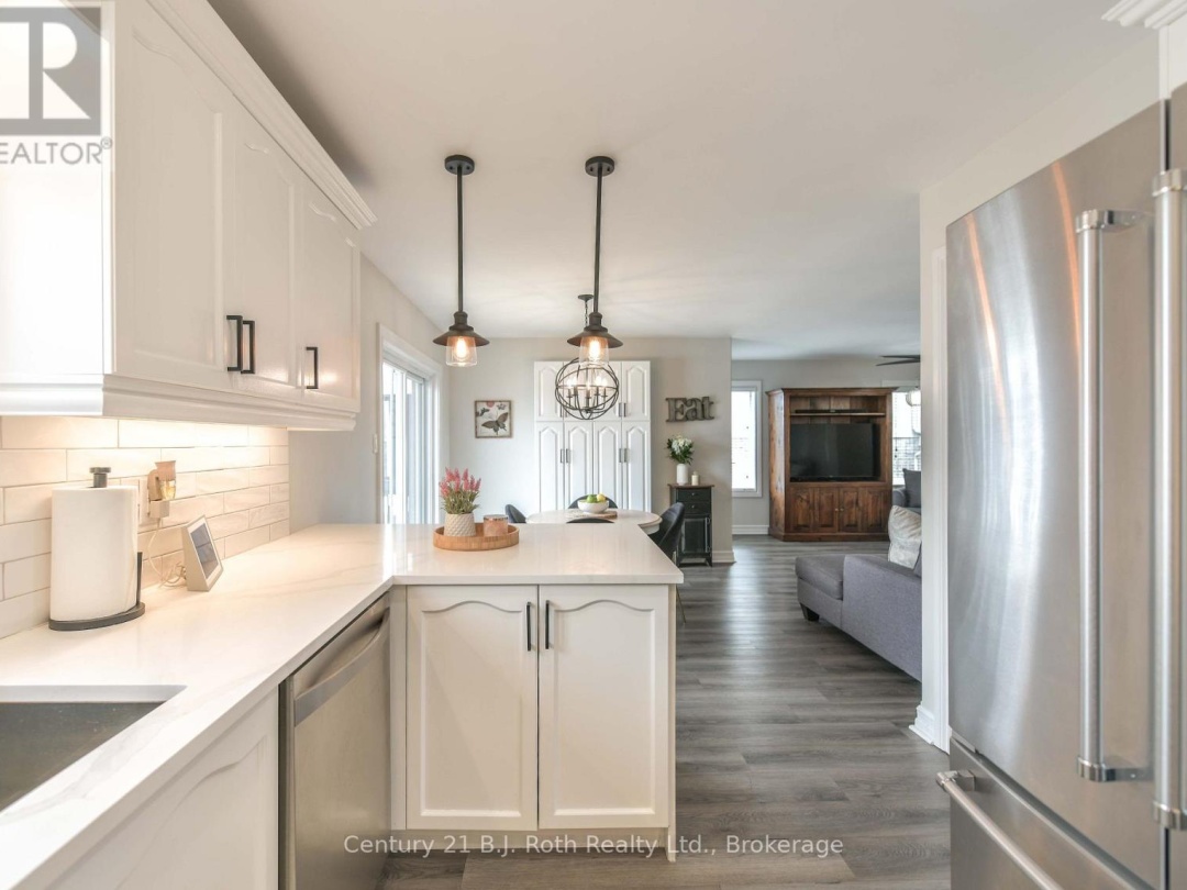 3188 BASS LAKE SIDE ROAD E, Orillia