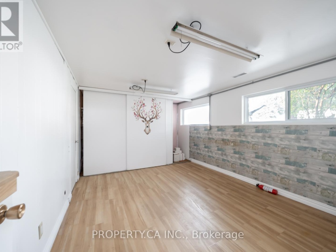 427 JAMIESON DRIVE, 