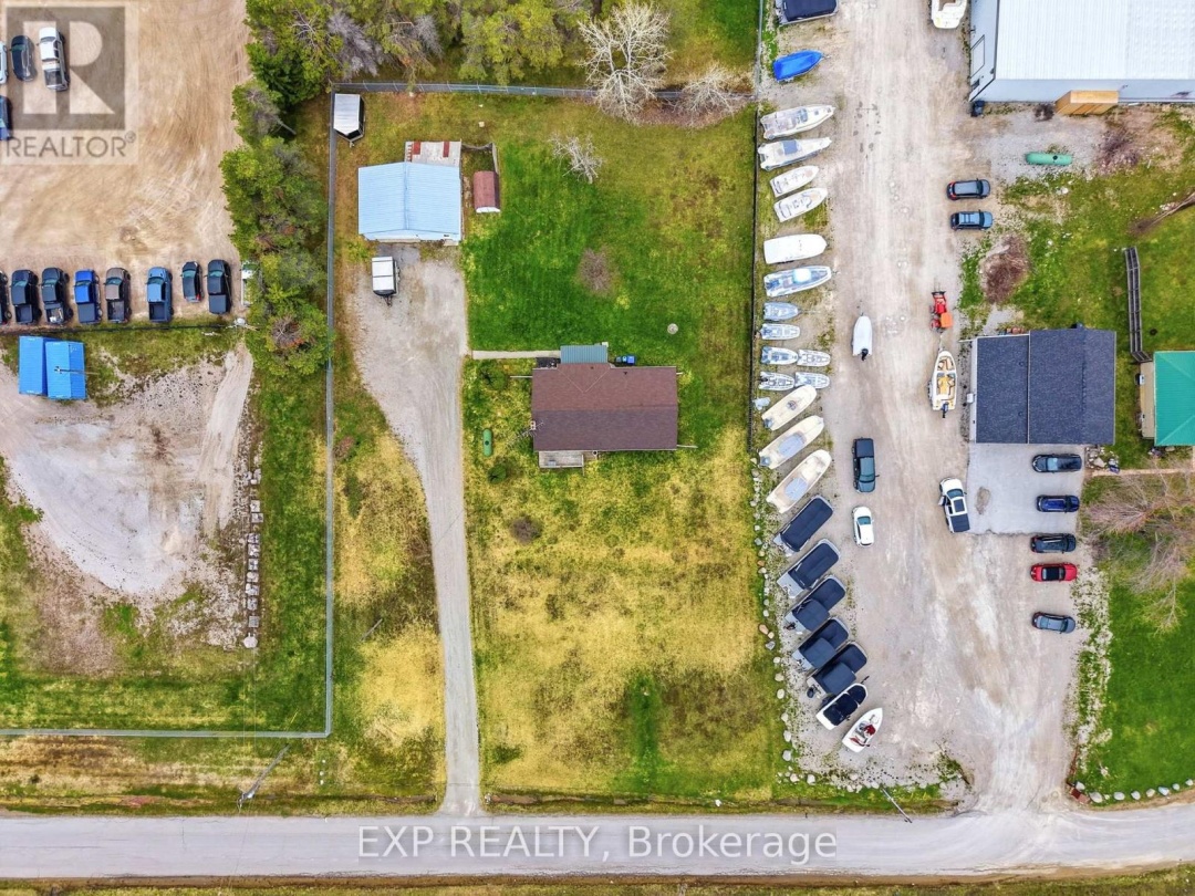 4142 STEWARTS LANE, Severn