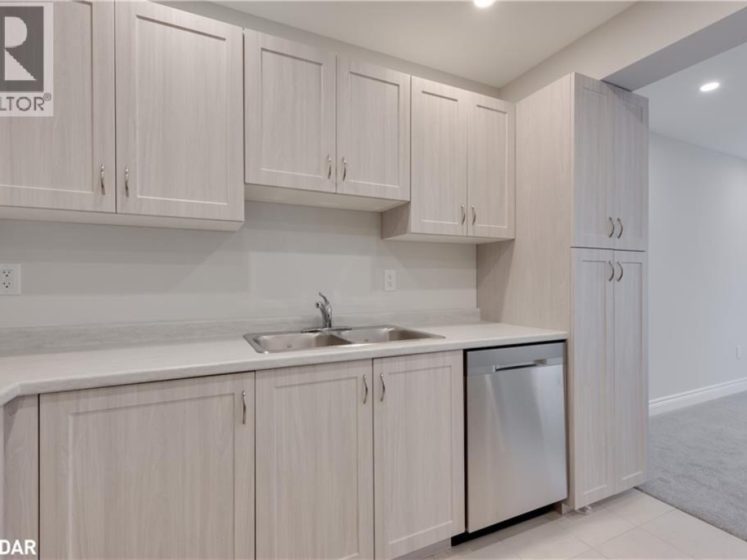 22 MCCONNELL Crescent, 