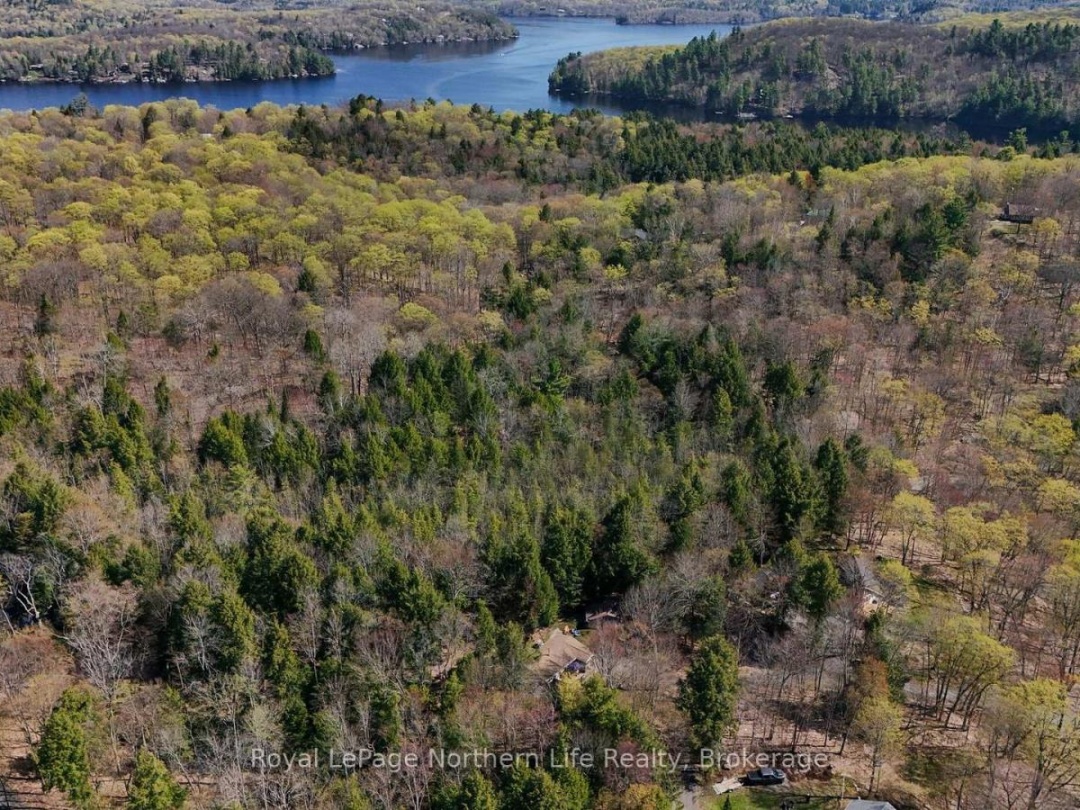 35 BRENNAN CIRCLE, Lake Vernon