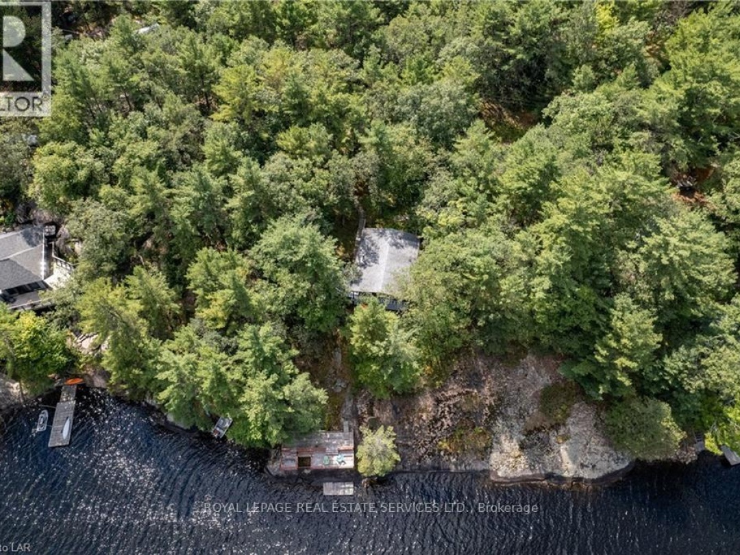 1327-1329 WOODLAND DRIVE, Muldrew Lake