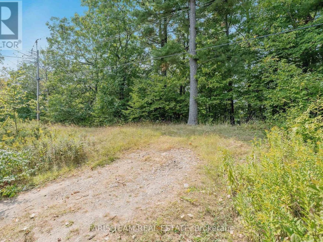 312 WESTPOINT SANDS ROAD, Mary Lake