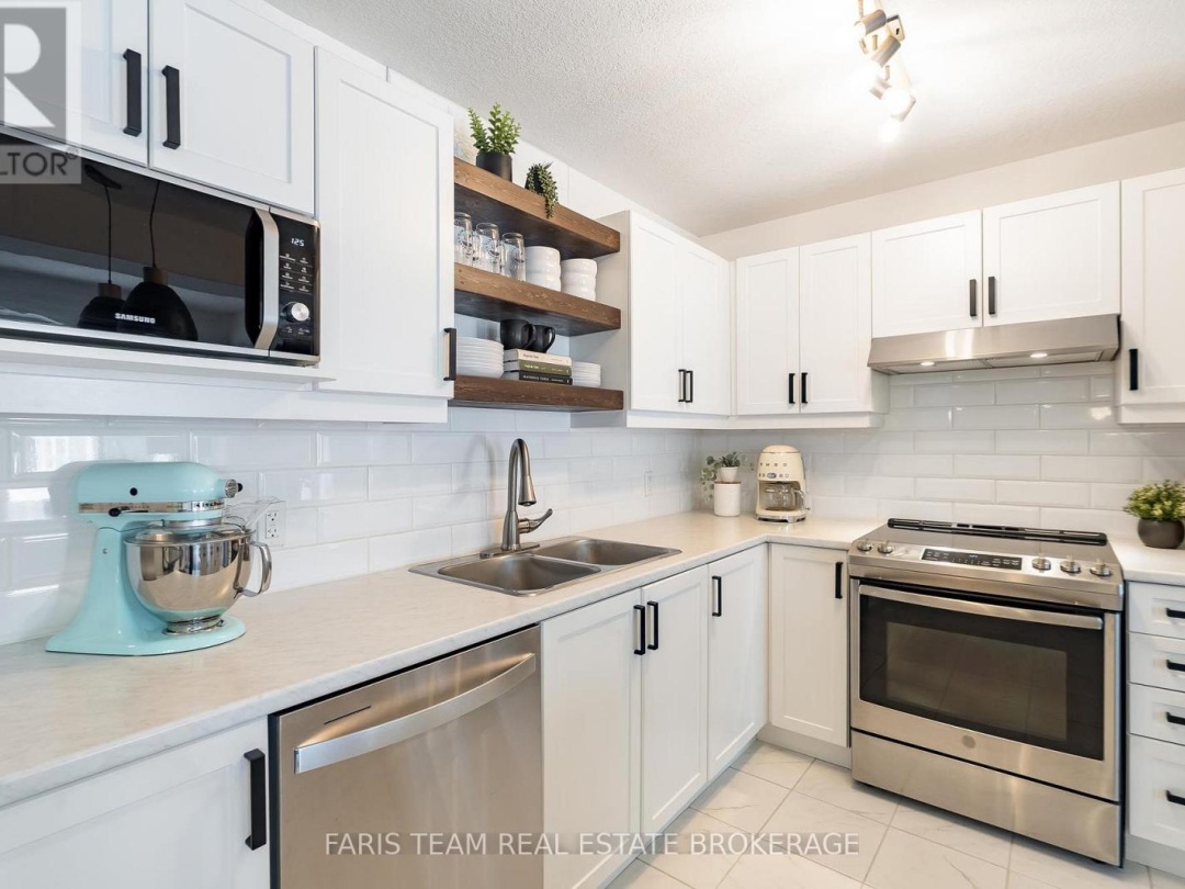 22 SPALDING CRESCENT, Huntsville (Chaffey)