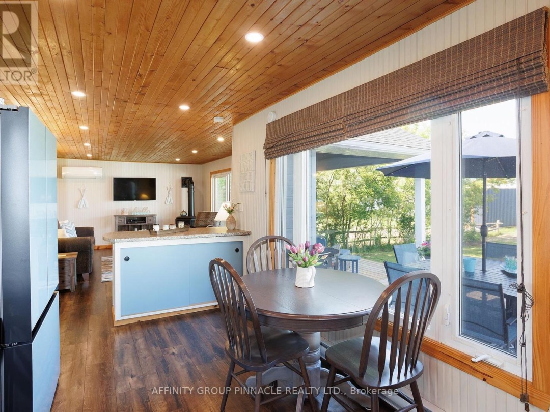 12 GILLIS STREET, Sturgeon Lake