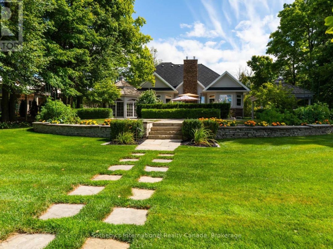 153 CREIGHTON STREET S, Lake Simcoe
