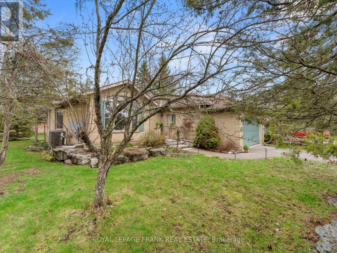 37 ISLAND BAY DRIVE, Kawartha Lakes (Bobcaygeon)