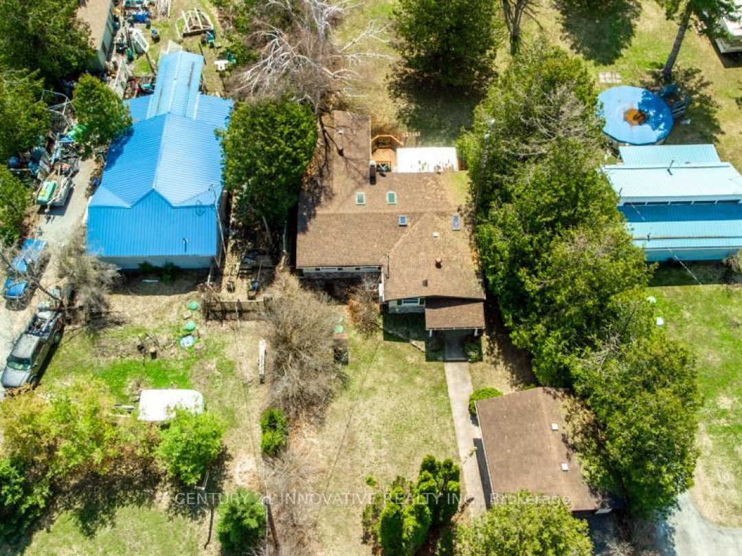 159 MCGUIRE BEACH ROAD, Canal Lake