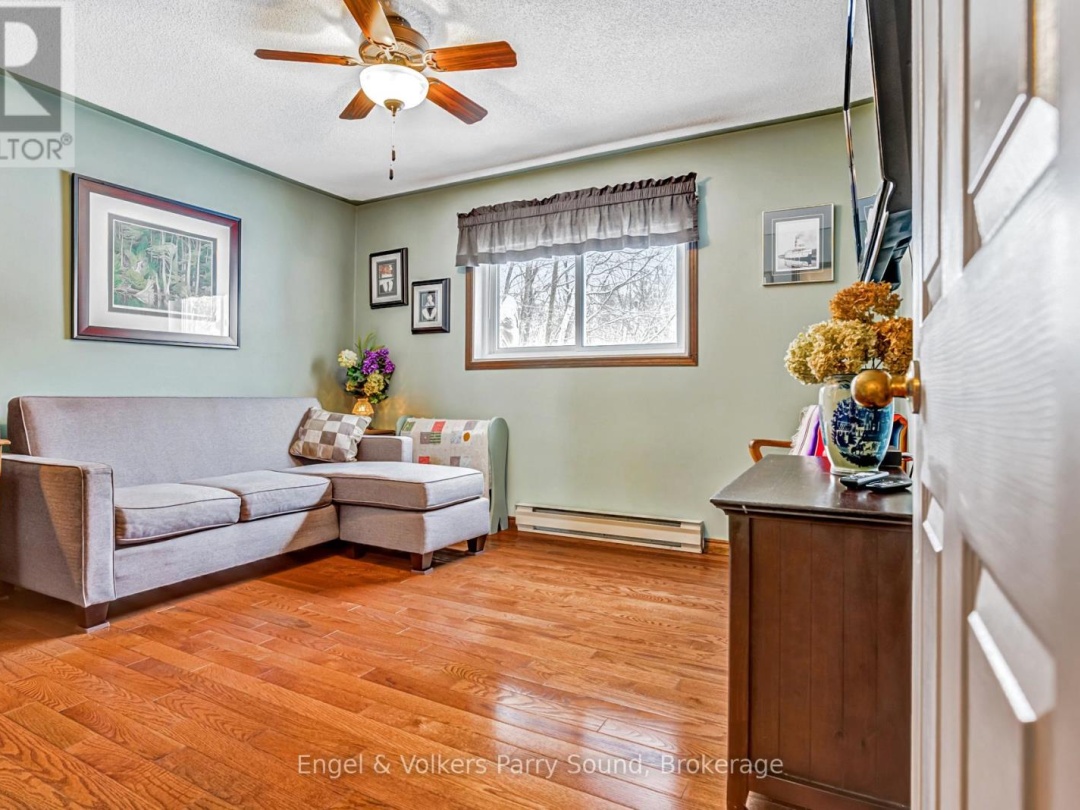 3 SQUIRREL AVENUE, McDougall