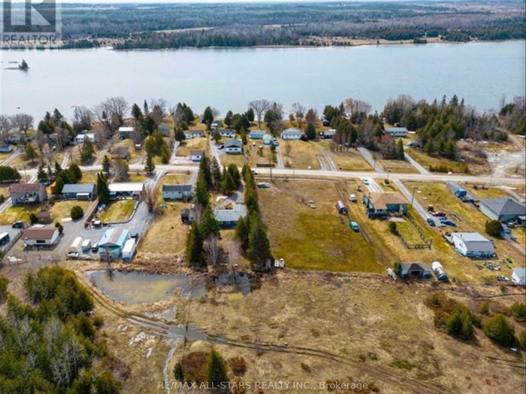 220 MCGUIRE BEACH ROAD, Kawartha Lakes (Carden)