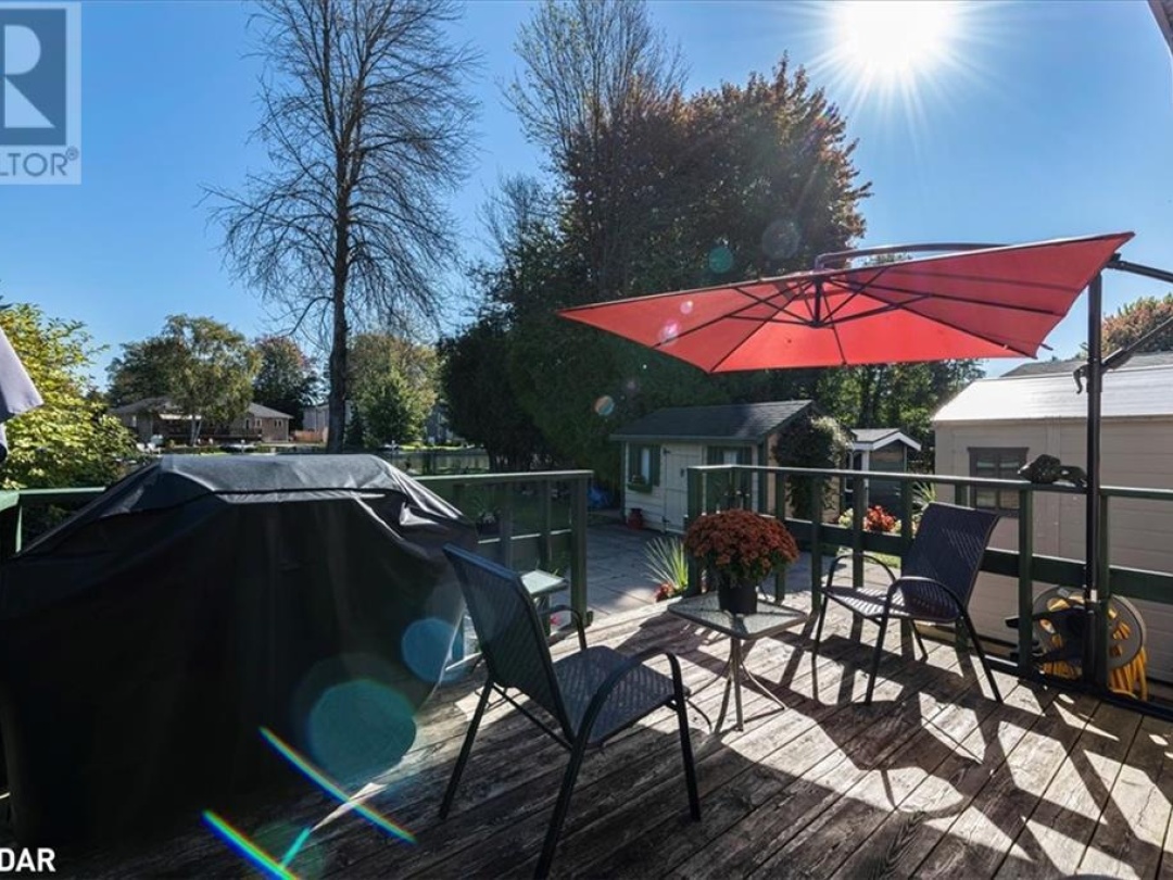 67 Lake Avenue, Lake Simcoe