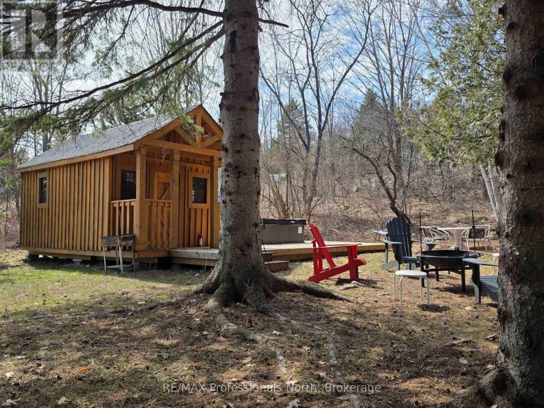 1044 SHANAHAN TRAIL, Horseshoe Lake