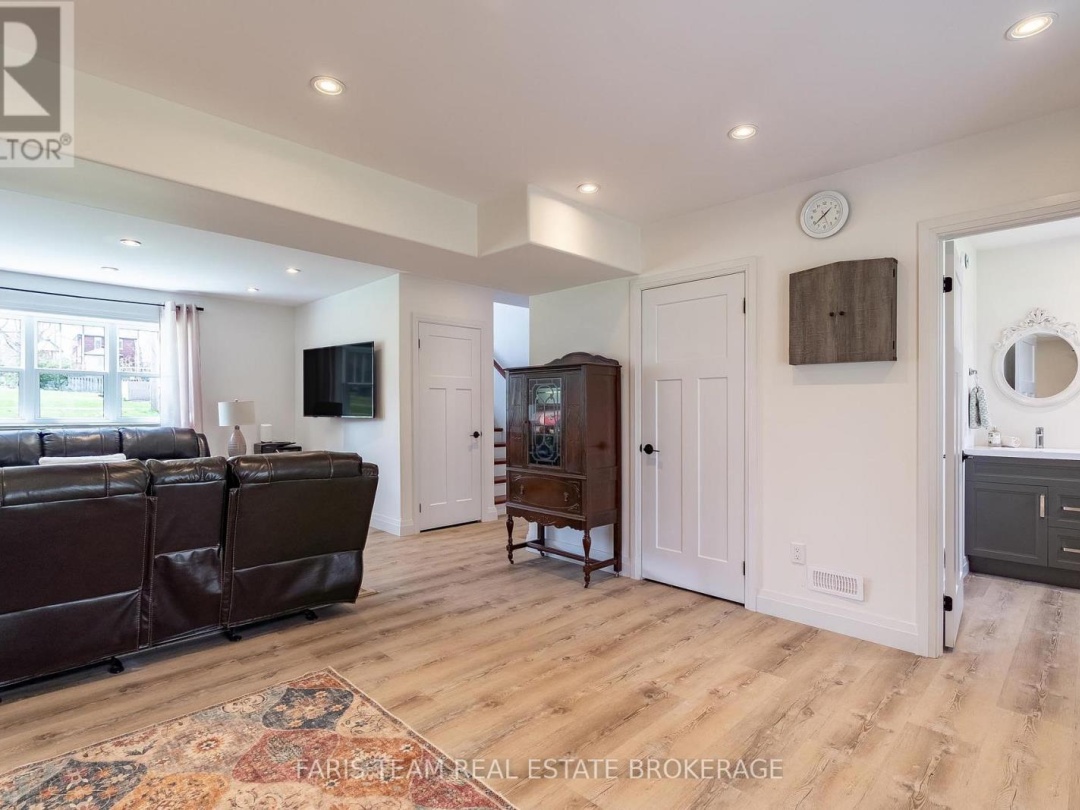 753 FIFTH AVENUE, Tay (Port McNicoll)