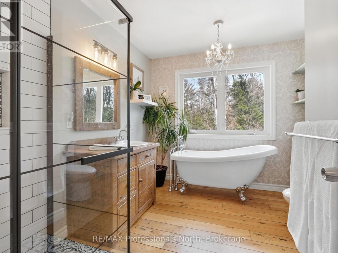1289 PURBROOK ROAD, Bracebridge (Draper)