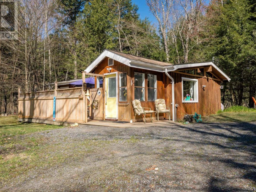35 BRENNAN CIRCLE, Lake Vernon