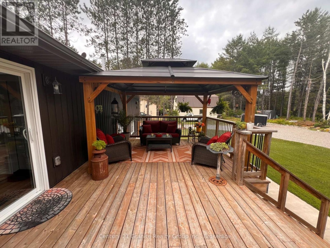 460 BOBCAYGEON ROAD, 