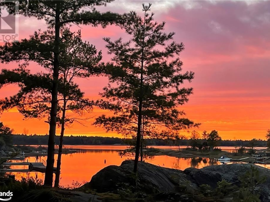 100 630 Georgian Bay Island, Georgian Bay