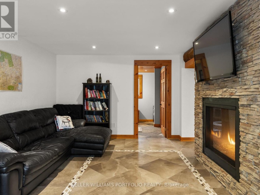 1279 NORTH DRIVE, Eagle Lake