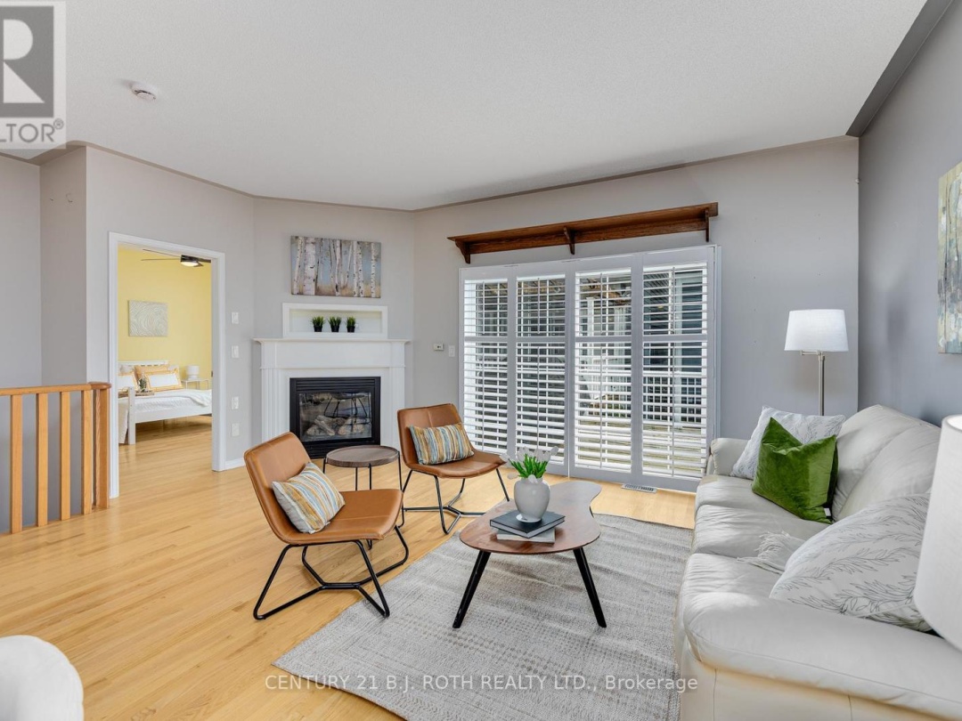 3327 SUMMERHILL WAY N, 