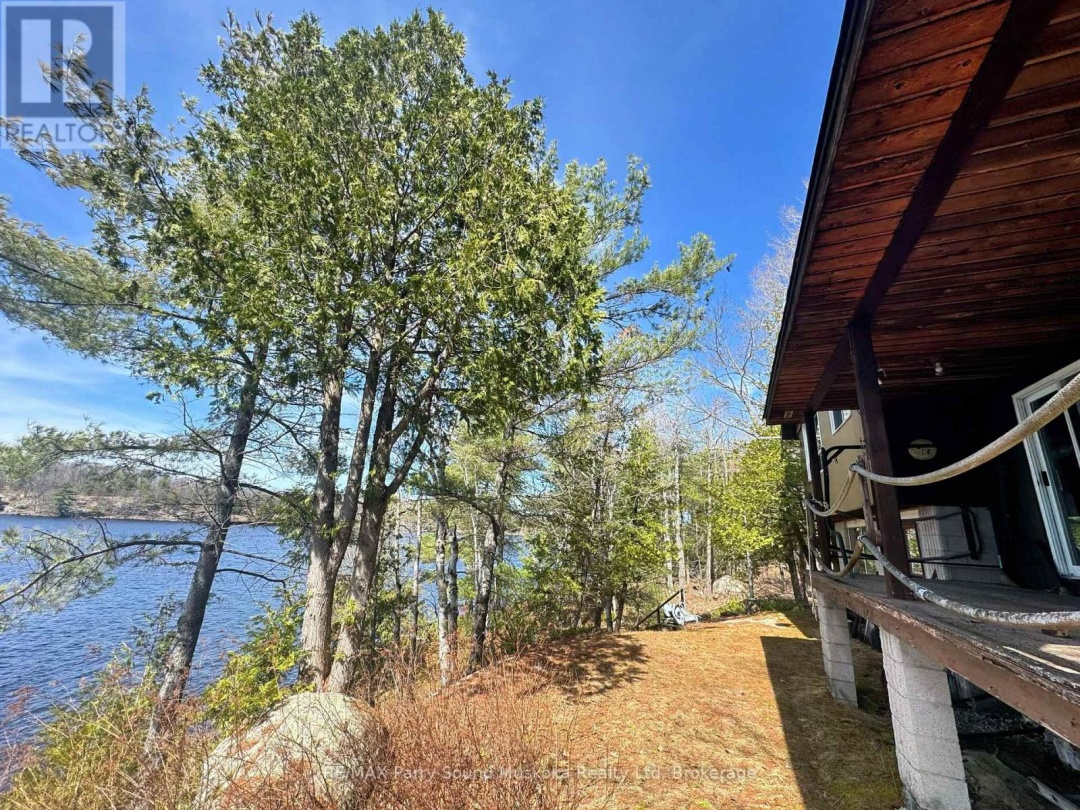 55 HEALEY LAKE WATER, Healey Lake