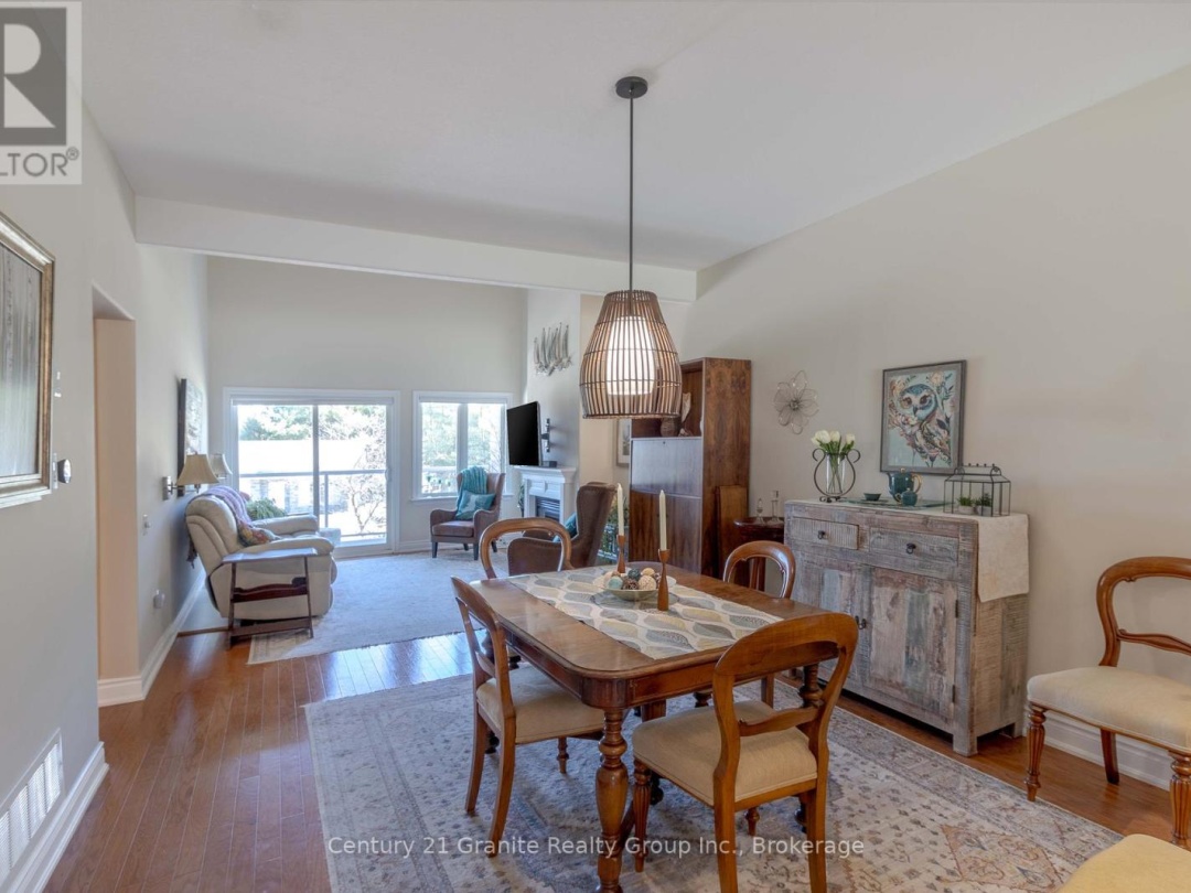 44 WEBB CIRCLE, 