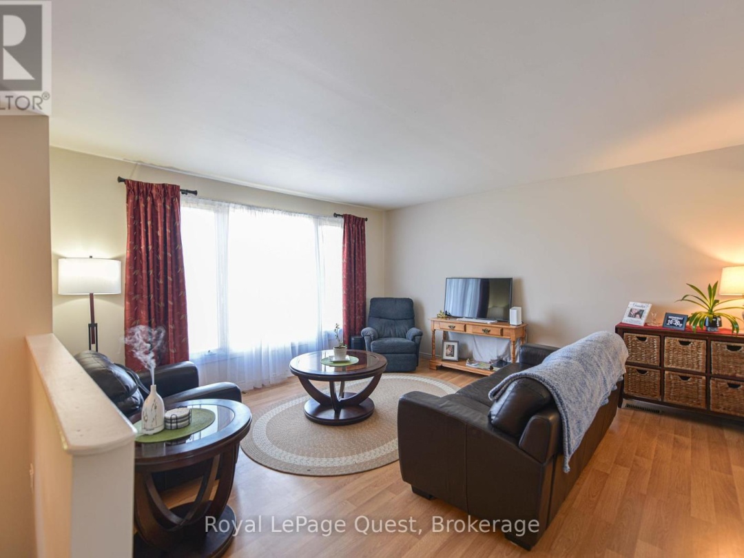 9820 HIGHWAY 12 HIGHWAY, Oro-Medonte (Warminister)