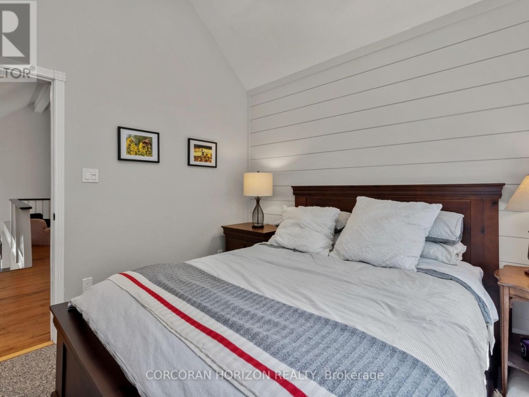 100 ISLAND 630 GEORGIAN BAY, 