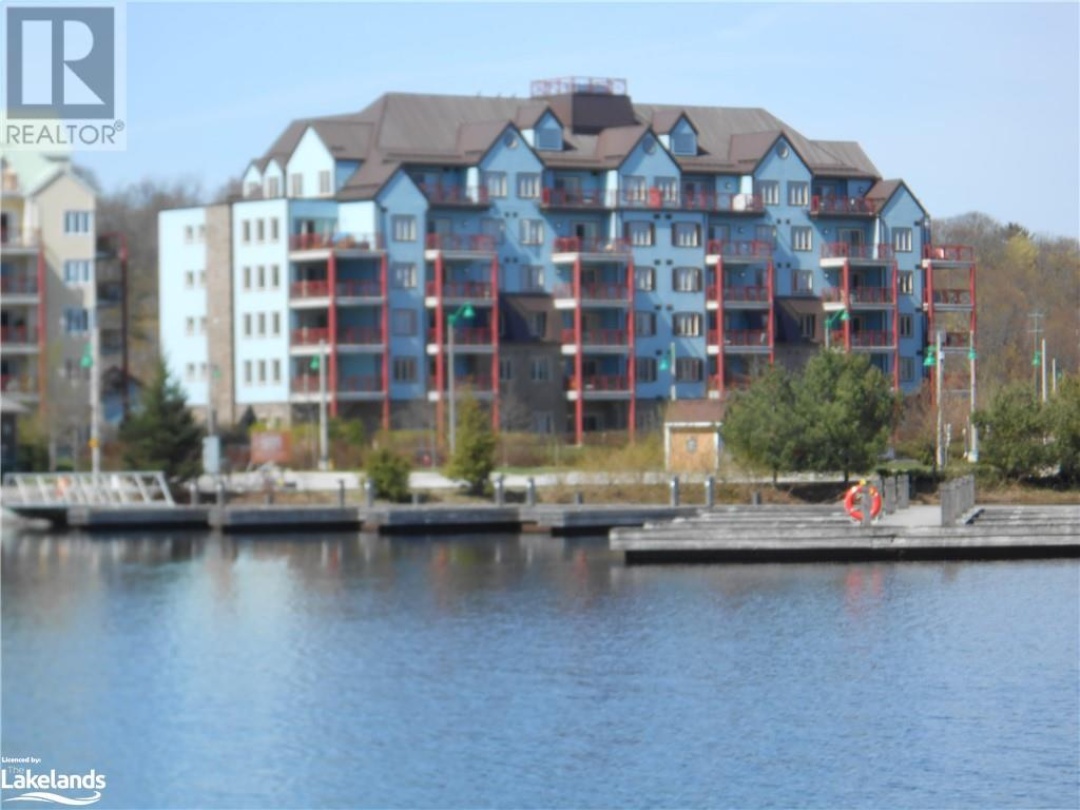 130 Steamship Bay Road Unit# 208, Gravenhurst